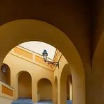 ホテル De Belgique A マントン