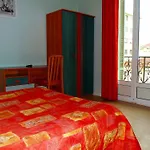 Hotel Hotel De Belgique A Menton 2*