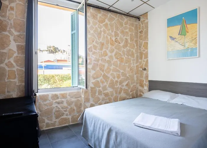 De Belgique A Menton