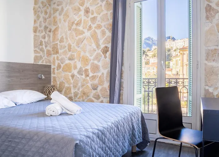 Szálloda De Belgique A 2*