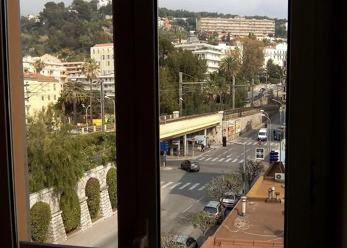 De Belgique A 2* Menton